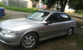 Vectra b od 1.6 16v po 2.5 v6 diely