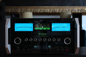 McIntosh MA12000