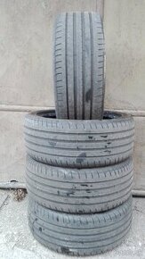 Predám 4-letné pneumatiky Goodyear Eagle 225/45 R17