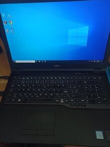 Predam Notebook FS Lifebook s i5-7200, 8GB ram a 256GB ssd