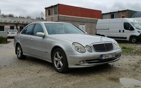 Mercedes-Benz triedy E sedan 270 CDI