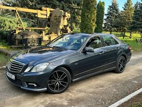 Mercedes Benz w212 220cdi AMG