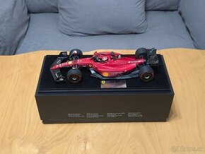 Charles Leclerc (Ferrari F1-75) 1:18 VC Bahrain 2022