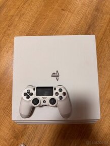 PS4 pro 1TB white