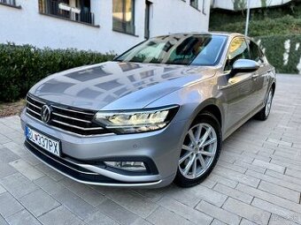 Volkswagen Passat 2.0 TDI Business 4Motion DSG - 1