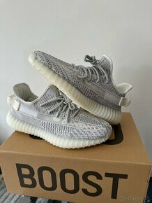 Yeezy Boost 350 V2