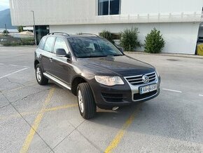 Predám VW Touareg 2,5 TDi , 128 kW , automat 6 -rýchl.