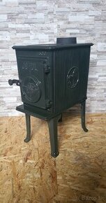 Liatinové kachle Jotul F 600 N zelený smalt - 1