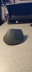 Logitech MX Vertical