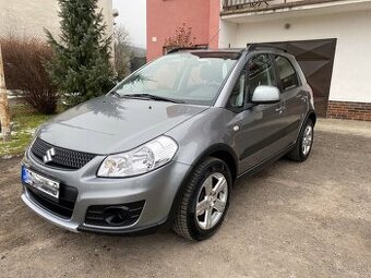 Suzuki sx4  1,6 benzin 88 kW 50000km r.v 2013