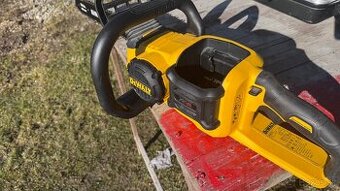 DeWalt FlexVolt píla DCM575N