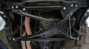 BMW e36 X-Brace