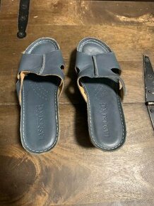 Dámske nové kožené šľapky , sandálky Lasocki veľkosť 37