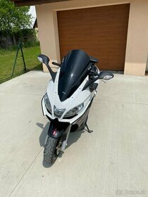 Aprilia SRV 850 - 1