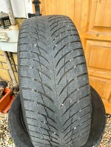 205/55 r17 Nokian - 1