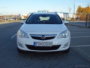 Opel Astra J 1.7cdti 2011