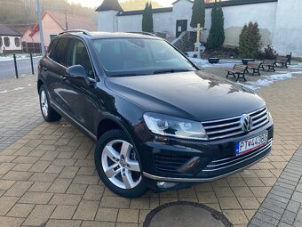 VOLKSWAGEN TOUAREG II 3.0 V6 TDI SCR 262k PANORAMA TOP STAV