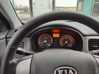 Kia Rio 1.4 benzín - 1