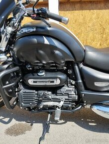 Triumph Rocket III