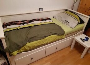 Hemnes rozťahovacia posteľ ikea