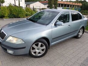 Skoda Octavia 1.9 tdi 77kw 105 ps sedan METALIZA šeda 20057