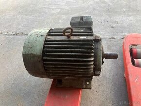 Predám elektromotor 3kW - 1