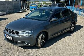 Volkswagen Jetta 1.6 77kw