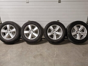 235/65 R17 Bridgestone Blizzak LM-80 EVO + disky Dezent