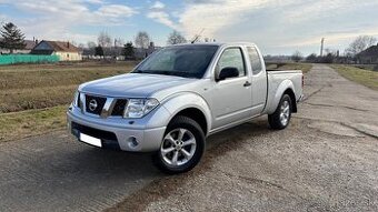 Nissan Navara 2.5 dCI MT6 4x4