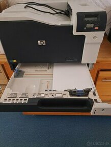 HP Color LaserJet CP5225