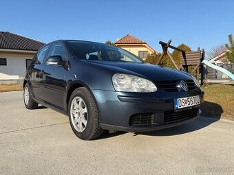 Volkswagen Golf V 1.6