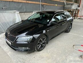 Skoda superb combi l&k 4x4 2.0 tdi CR 140kW - 1