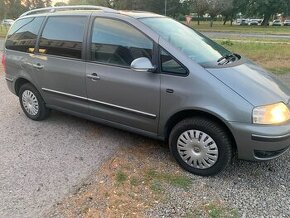 VW Sharan 1.9 TDI