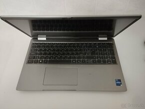 DELL Latitude 5540/ i7-1365U/16GB/512GB_TOP Cena