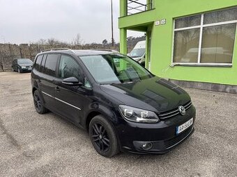 VW Touran 2.0 TDI 103 kw DSG 7 Miestny