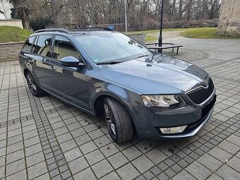 Škoda Octavia Combi 2.0 TDI DSG F1 Ambition DVD Ťažné