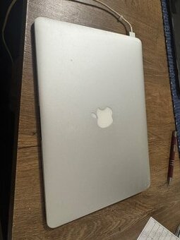 MacBook Air13