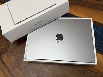 MacBook Air M2 top stav