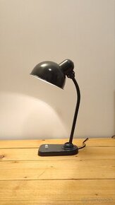 Bauhaus stolná lampa