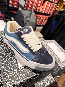 Tenisky VANS 43