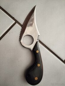 nôž karambit