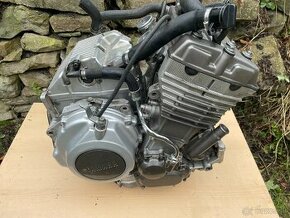 Rozpredám motor Yamaha TDM 850 4TX