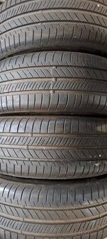 Predám 4ks pekné letné 205/60r16-92H Nexen