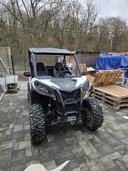 CAN AM MAVERICK TRAIL BASE 800R