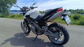 Aprilia Shiver 750