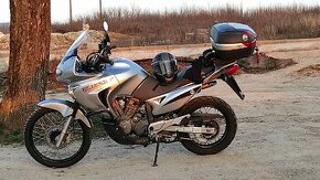 Honda transalp XL650V