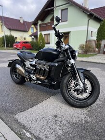 Na predaj krásny Triumph Rocket 3 R - Zard