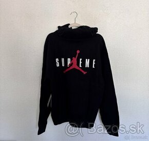 Supreme x Jordan Black Hoodie