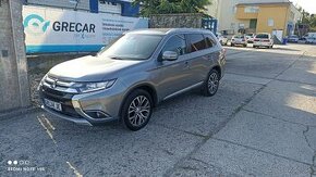 Mitsubishi Outlander 2,2 DI-D  4WD  A/T EDITION 100  7M - 1