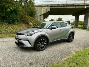 Toyota C-HR 1.8 Hybrid Executive E-CVT - 1